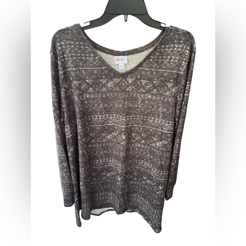 LuLaRoe Geometric Patterned Long Sleeve Top - Gray and Cream NWOT